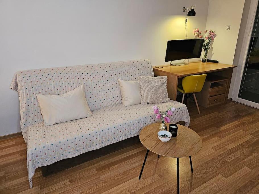 Grandpa Vojin'S Cozy Corner Apartman Szabadka Kültér fotó